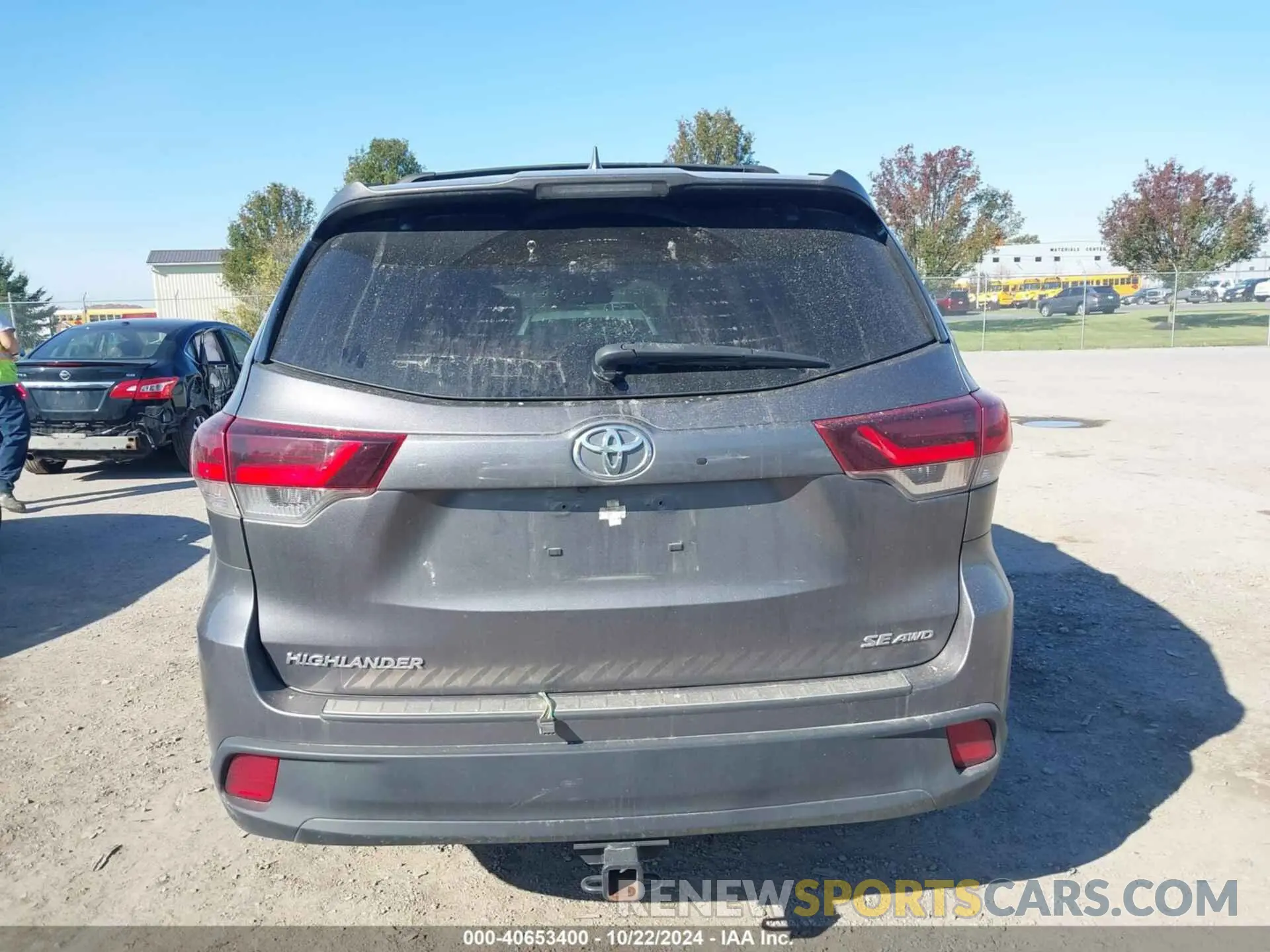 16 fotografías del automóvil dañado 5TDJZRFH0KS620830 TOYOTA HIGHLANDER 2019