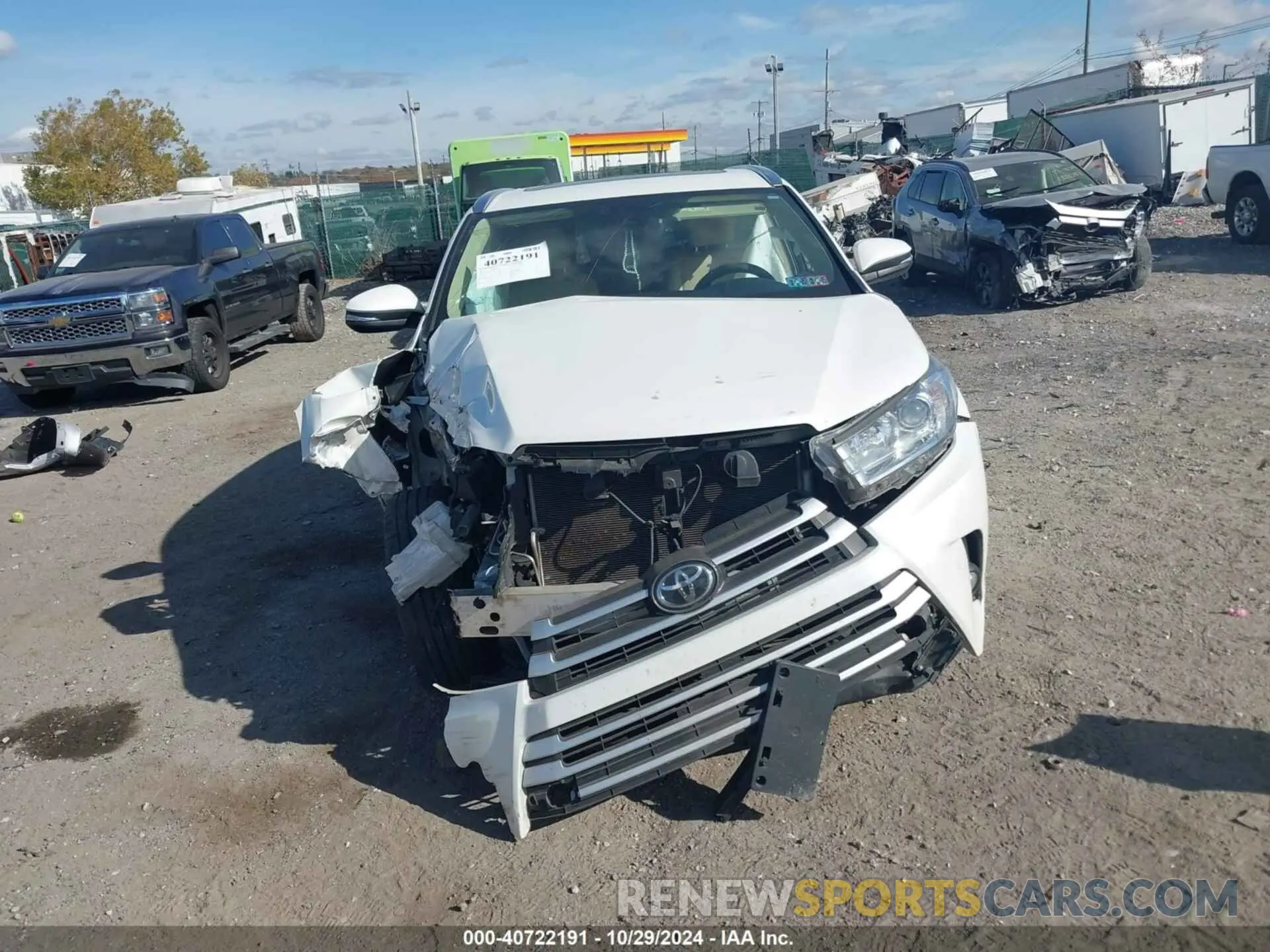 12 fotografías del automóvil dañado 5TDJZRFH0KS705473 TOYOTA HIGHLANDER 2019