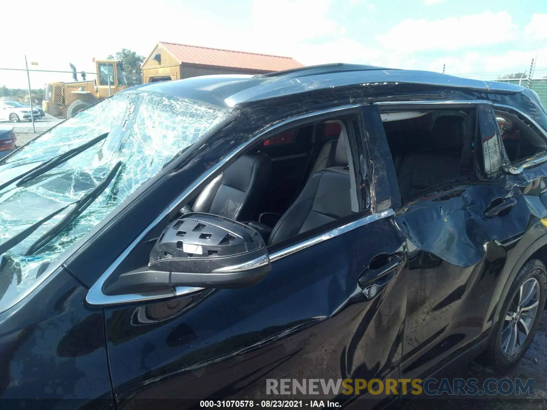 6 fotografías del automóvil dañado 5TDJZRFH0KS945039 TOYOTA HIGHLANDER 2019