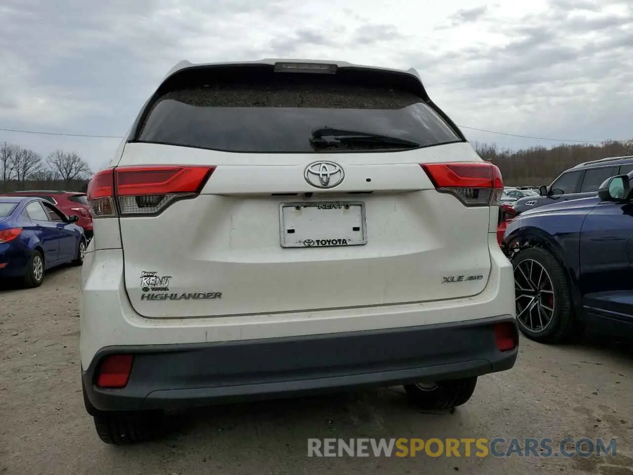 6 fotografías del automóvil dañado 5TDJZRFH1KS565353 TOYOTA HIGHLANDER 2019