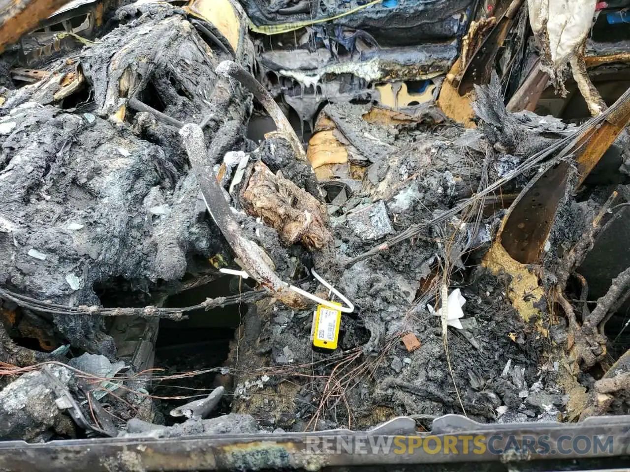 7 fotografías del automóvil dañado 5TDJZRFH1KS565353 TOYOTA HIGHLANDER 2019