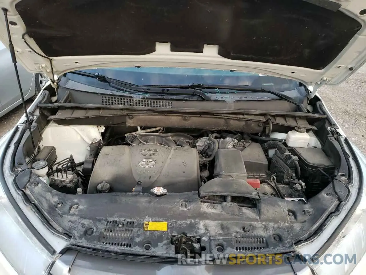 7 fotografías del automóvil dañado 5TDJZRFH1KS589300 TOYOTA HIGHLANDER 2019