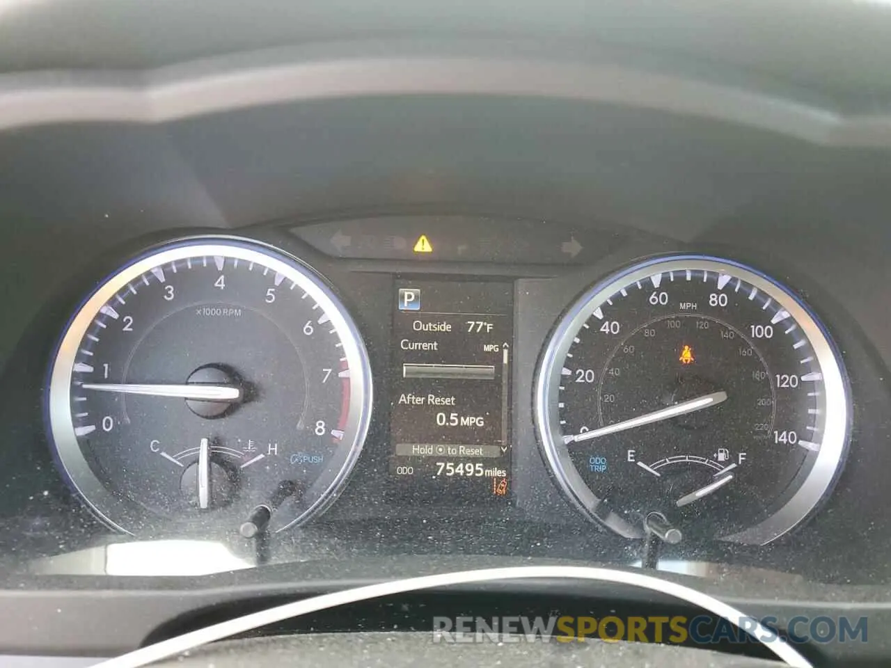 9 fotografías del automóvil dañado 5TDJZRFH1KS590379 TOYOTA HIGHLANDER 2019
