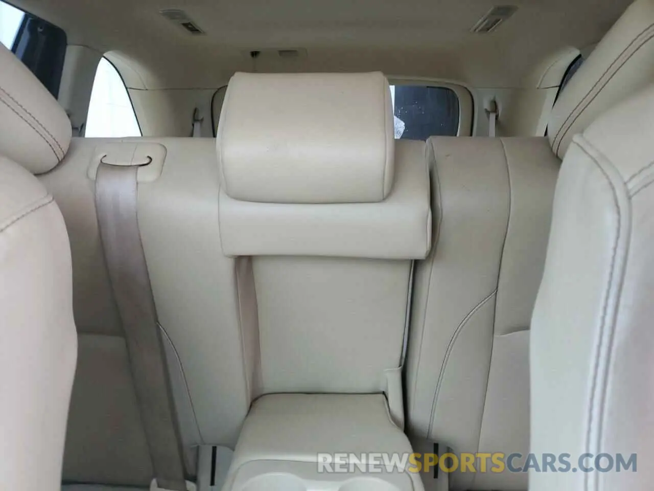 10 fotografías del automóvil dañado 5TDJZRFH1KS714893 TOYOTA HIGHLANDER 2019