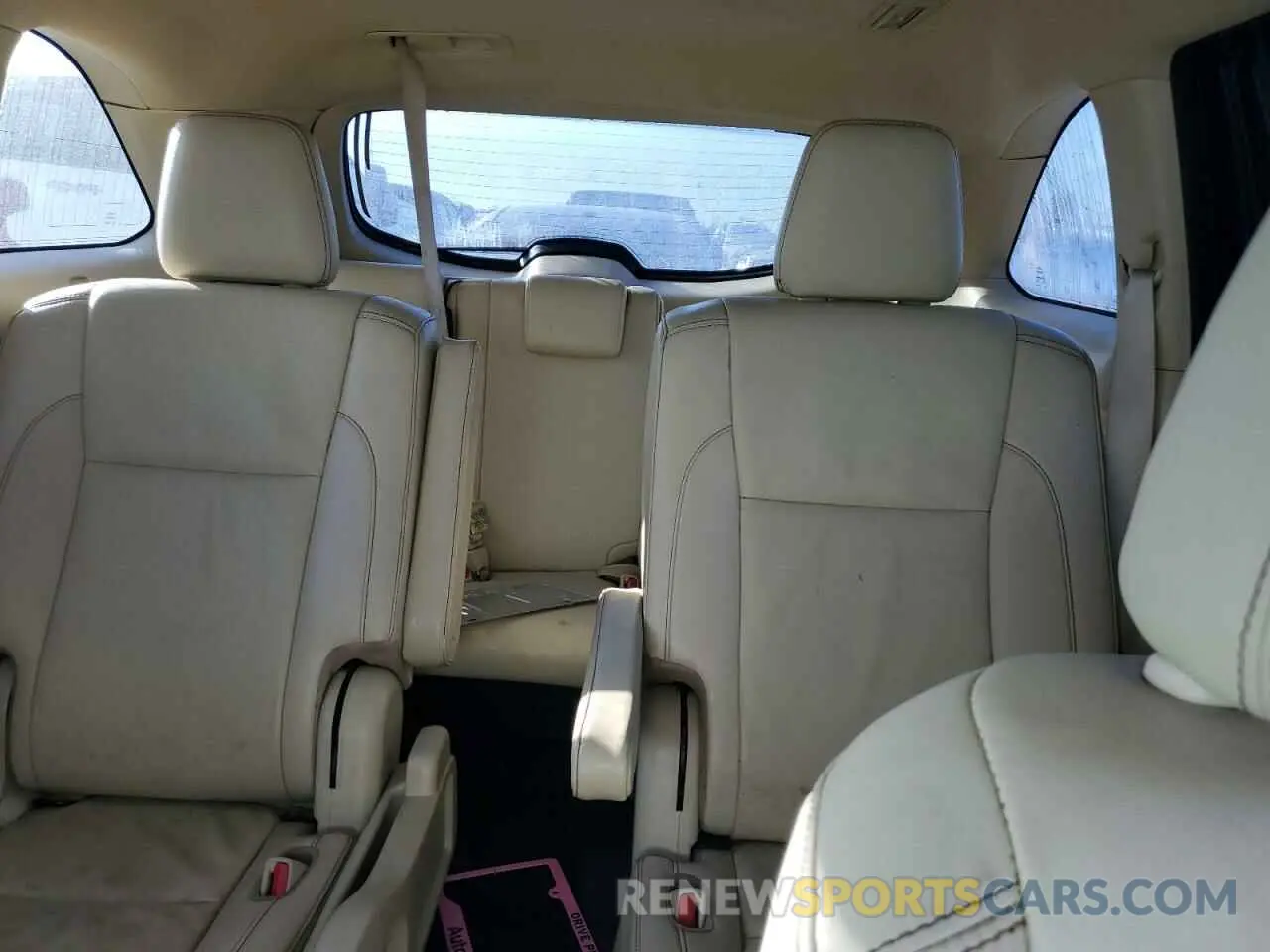 10 fotografías del automóvil dañado 5TDJZRFH1KS716109 TOYOTA HIGHLANDER 2019