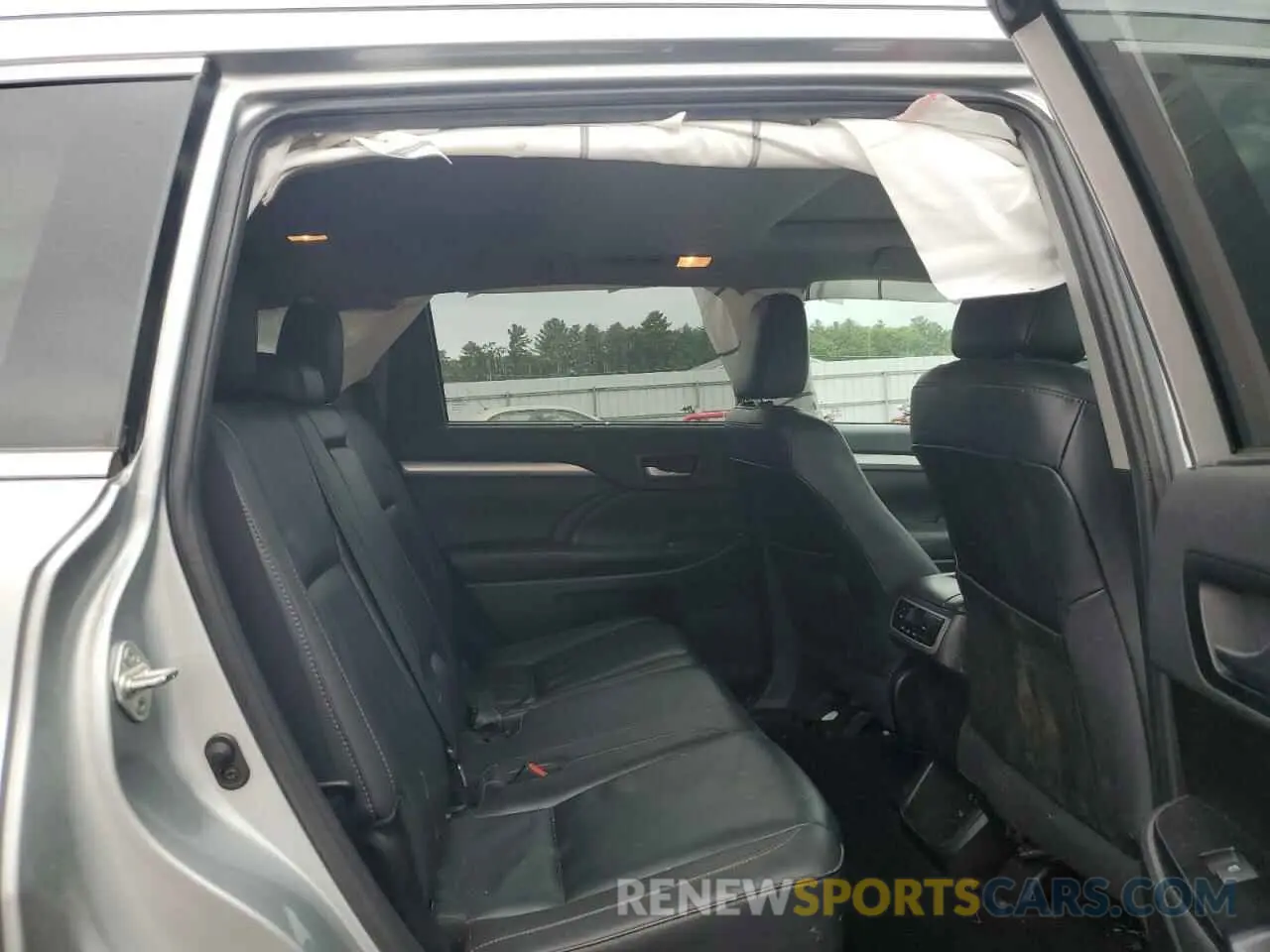 11 fotografías del automóvil dañado 5TDJZRFH1KS719169 TOYOTA HIGHLANDER 2019