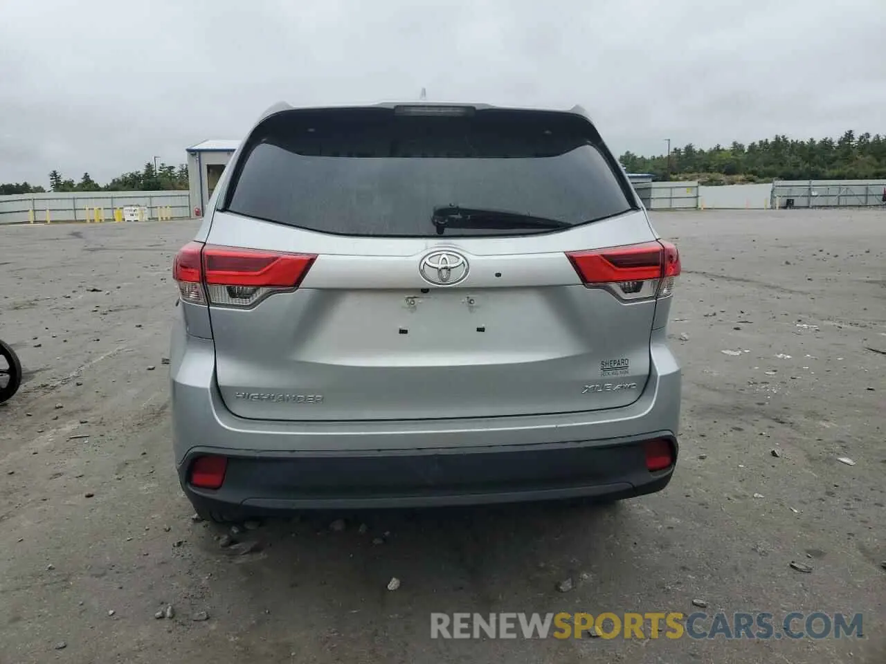 6 fotografías del automóvil dañado 5TDJZRFH1KS719169 TOYOTA HIGHLANDER 2019