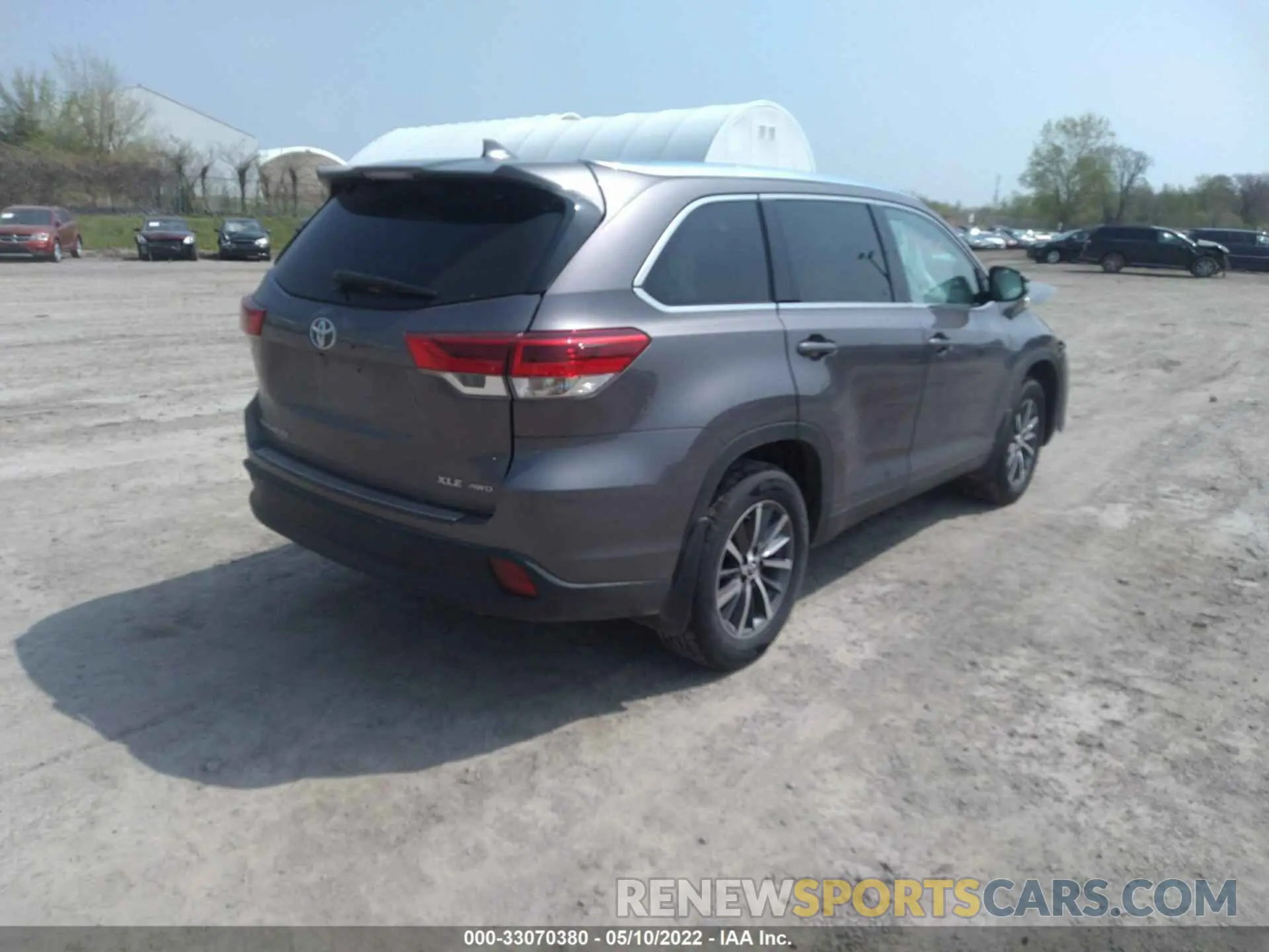 4 fotografías del automóvil dañado 5TDJZRFH1KS944725 TOYOTA HIGHLANDER 2019