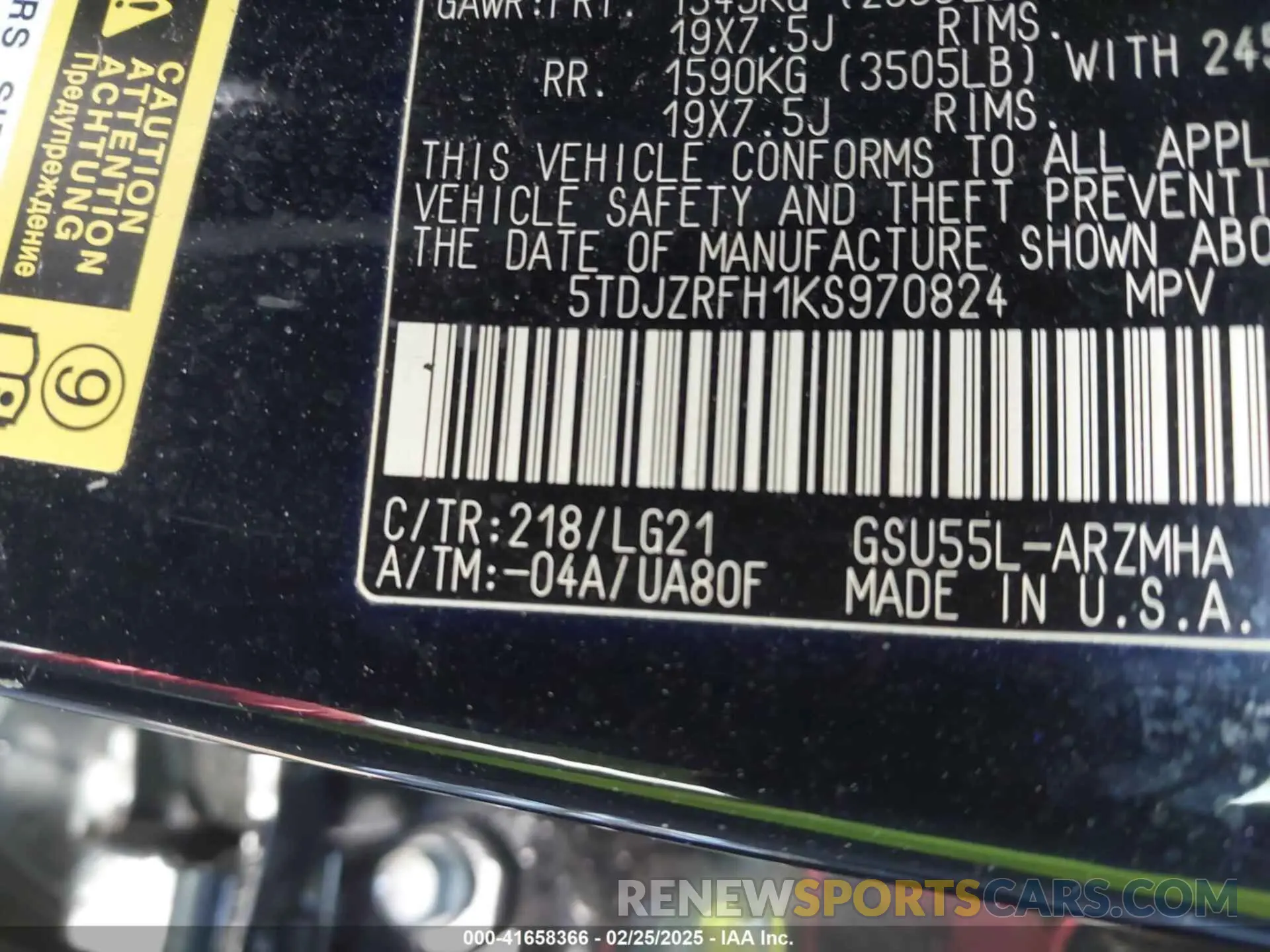 9 fotografías del automóvil dañado 5TDJZRFH1KS970824 TOYOTA HIGHLANDER 2019