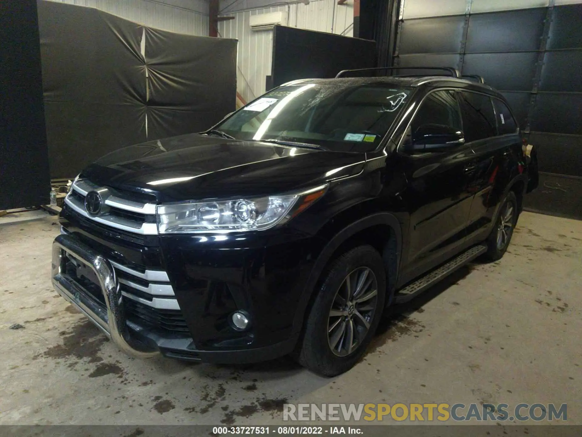2 fotografías del automóvil dañado 5TDJZRFH2KS587989 TOYOTA HIGHLANDER 2019