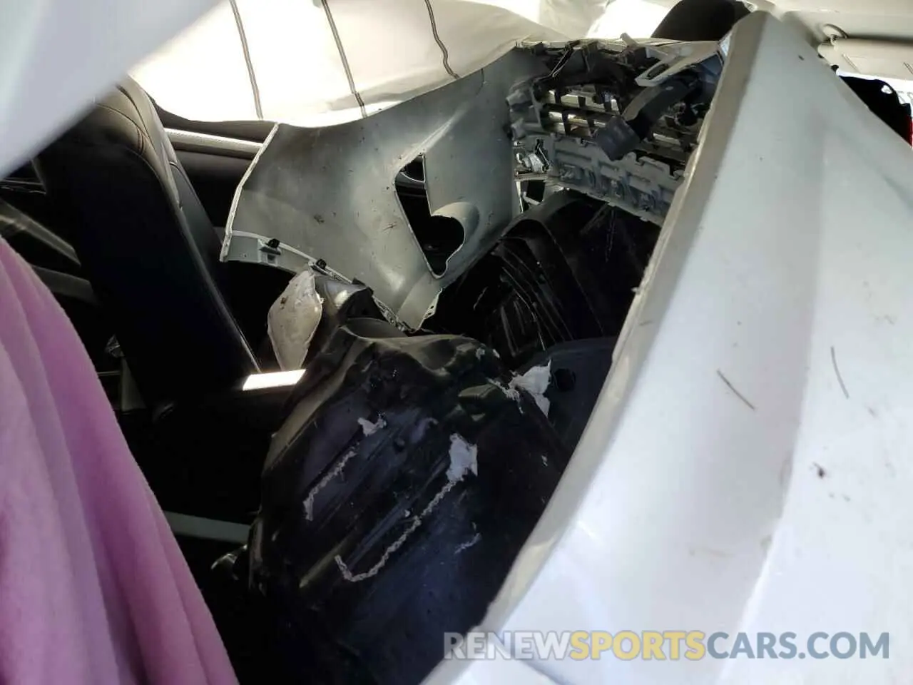 13 fotografías del automóvil dañado 5TDJZRFH2KS599334 TOYOTA HIGHLANDER 2019