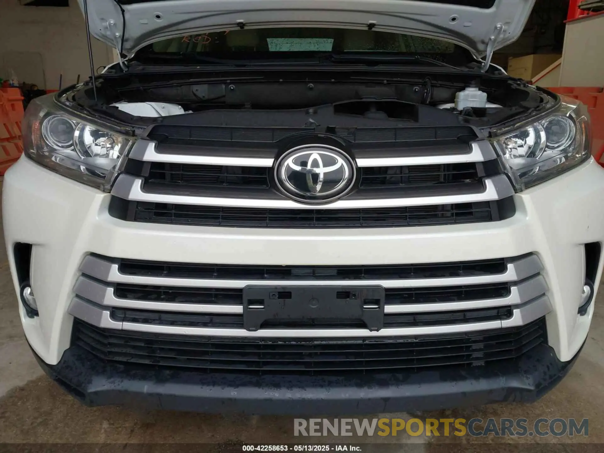 6 fotografías del automóvil dañado 5TDJZRFH2KS603608 TOYOTA HIGHLANDER 2019