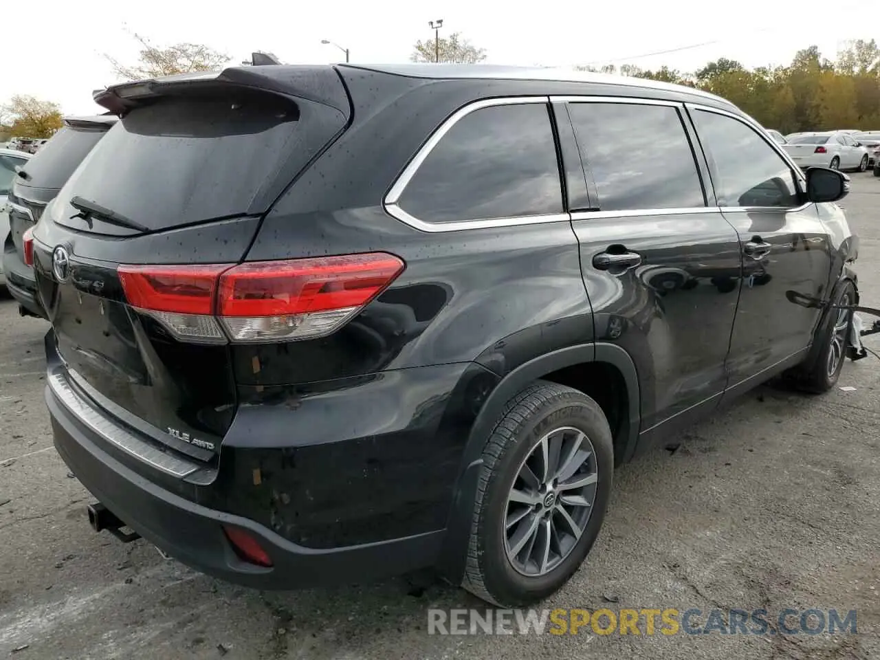 4 fotografías del automóvil dañado 5TDJZRFH2KS616276 TOYOTA HIGHLANDER 2019