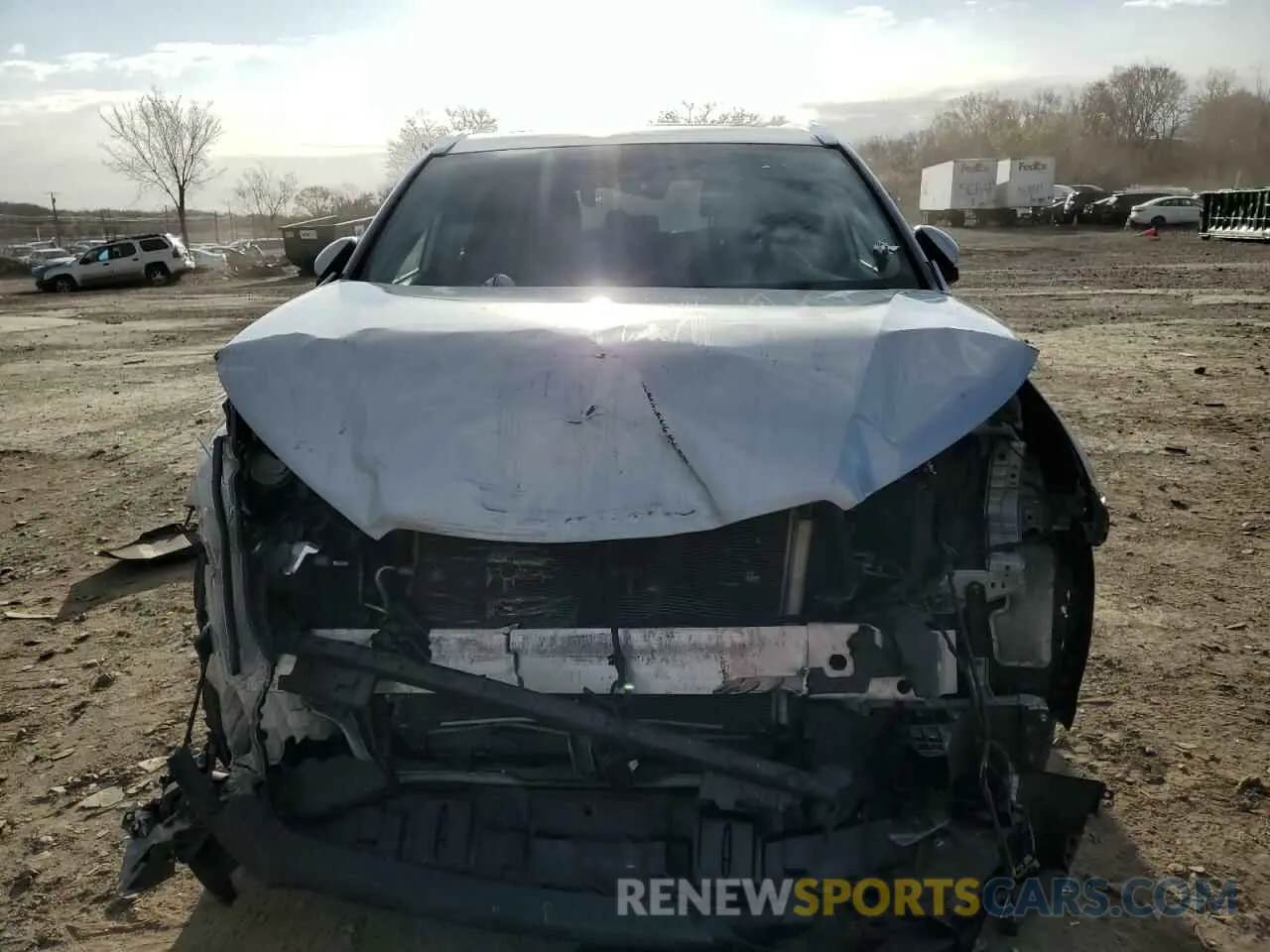 5 fotografías del automóvil dañado 5TDJZRFH2KS618092 TOYOTA HIGHLANDER 2019