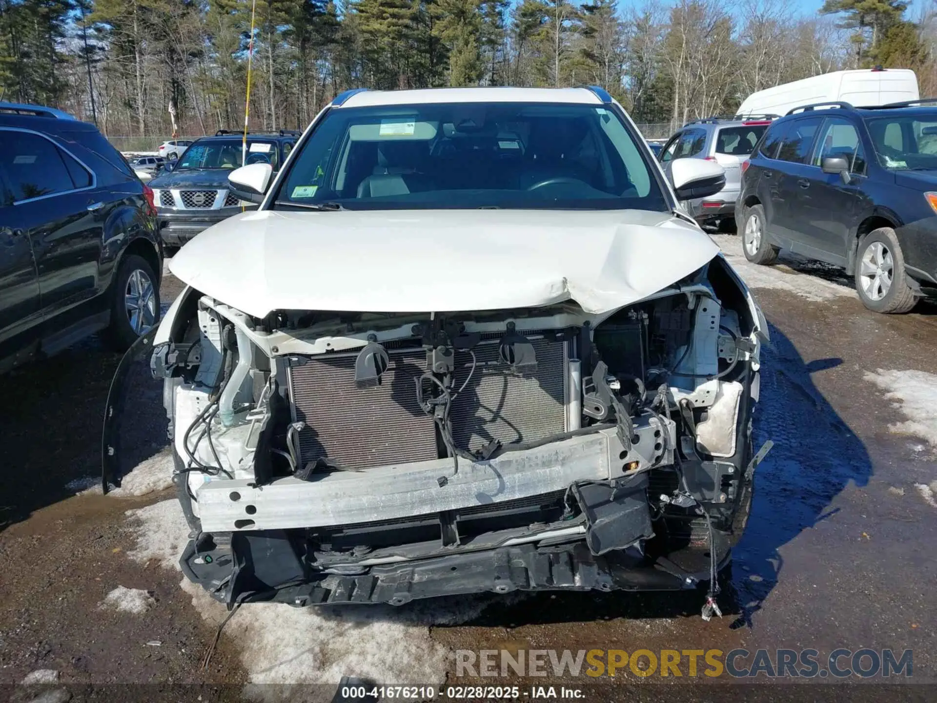 13 fotografías del automóvil dañado 5TDJZRFH2KS623101 TOYOTA HIGHLANDER 2019