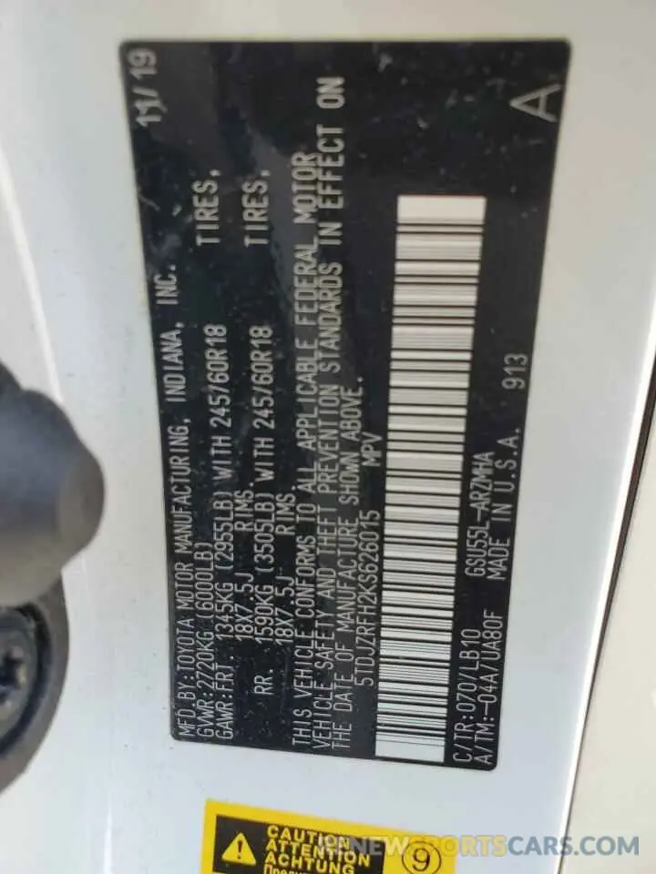 13 fotografías del automóvil dañado 5TDJZRFH2KS626015 TOYOTA HIGHLANDER 2019