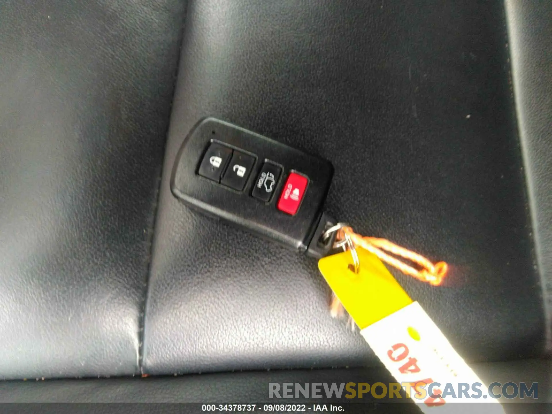 11 fotografías del automóvil dañado 5TDJZRFH3KS562731 TOYOTA HIGHLANDER 2019