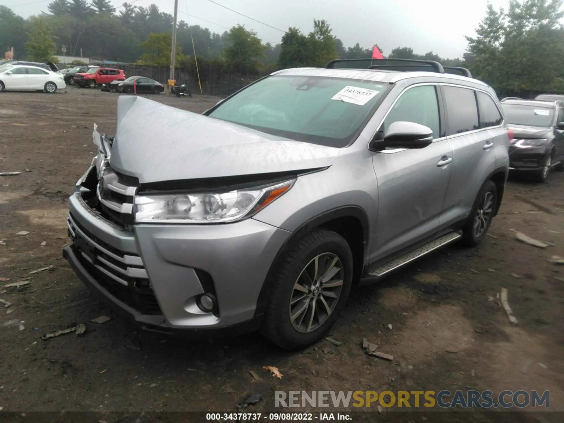 2 fotografías del automóvil dañado 5TDJZRFH3KS562731 TOYOTA HIGHLANDER 2019