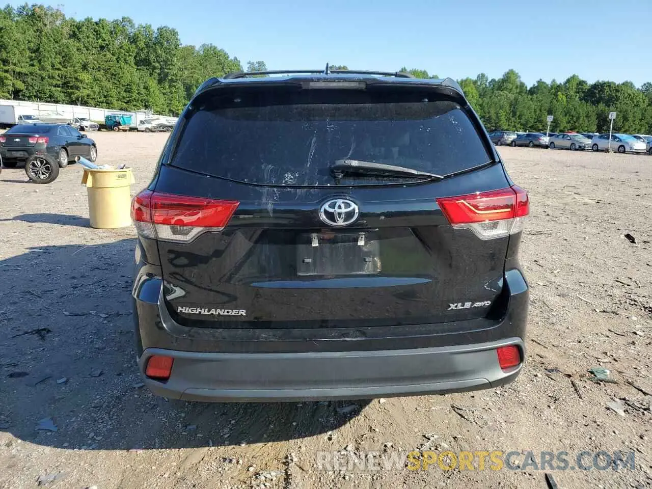 6 fotografías del automóvil dañado 5TDJZRFH3KS623947 TOYOTA HIGHLANDER 2019