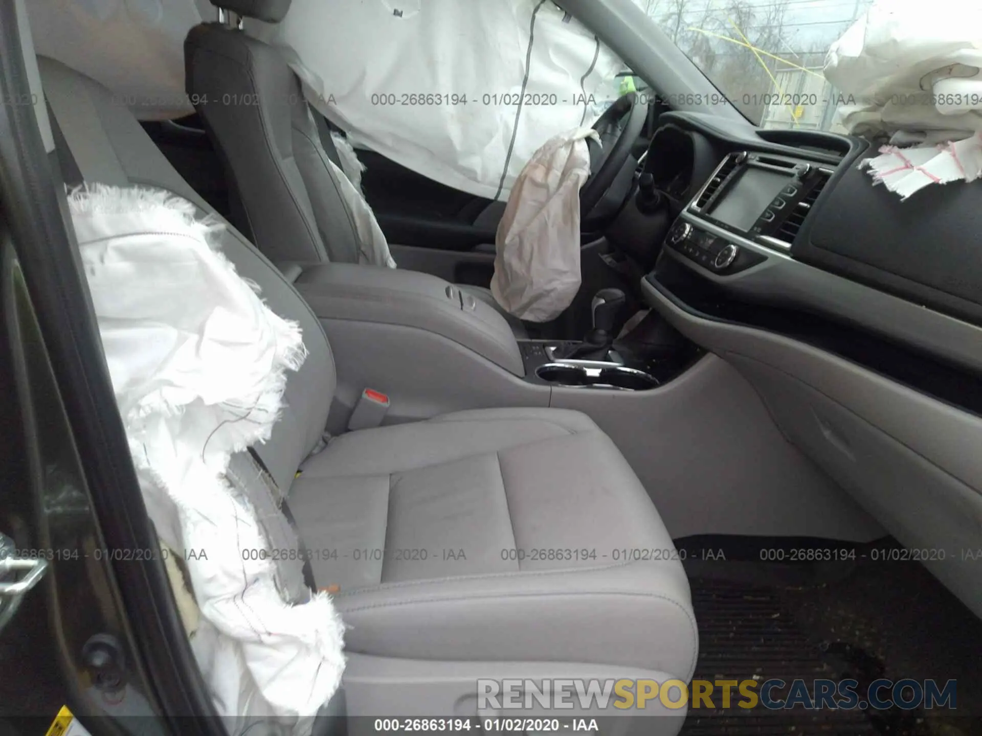 5 fotografías del automóvil dañado 5TDJZRFH3KS721439 TOYOTA HIGHLANDER 2019