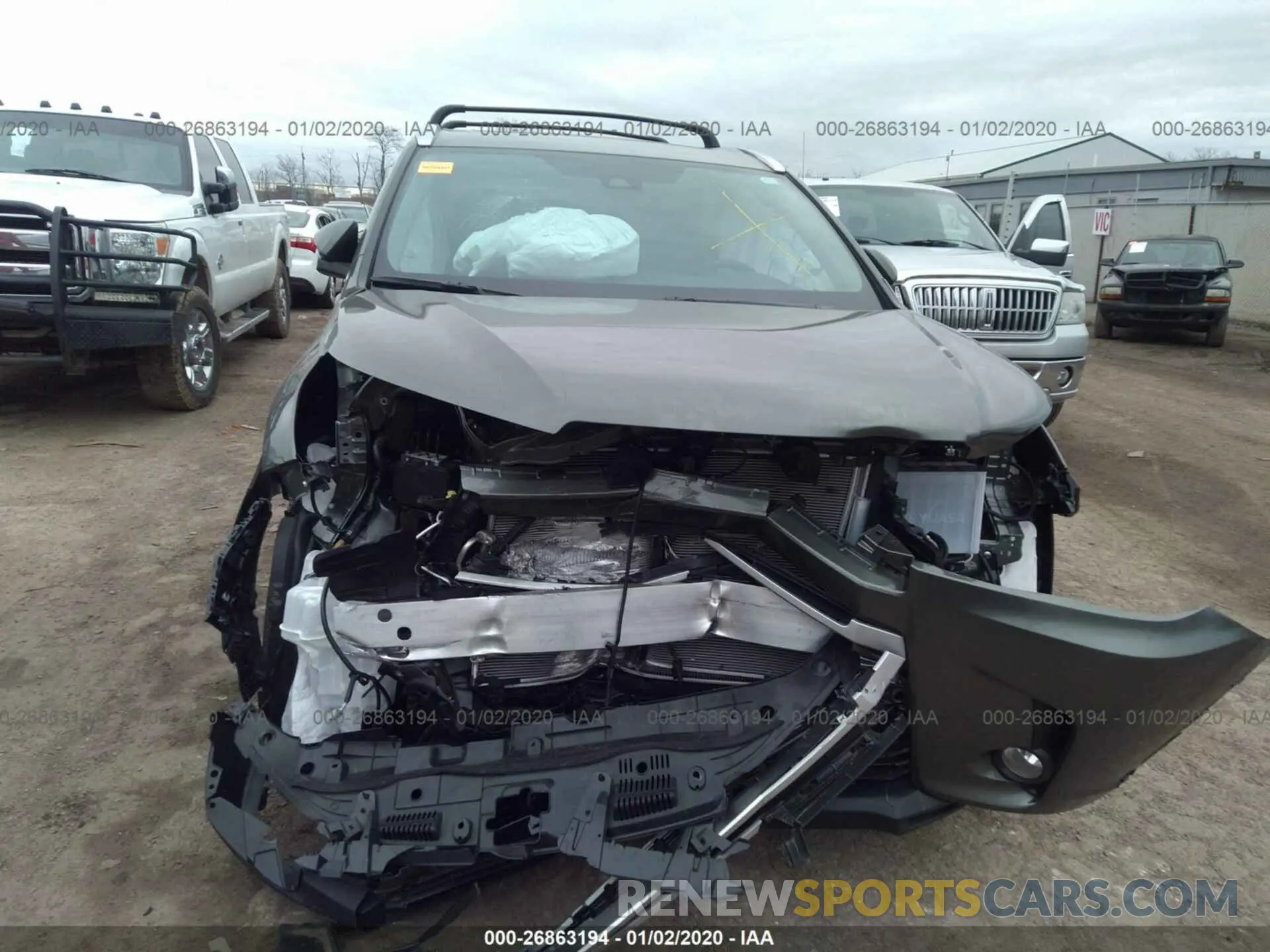 6 fotografías del automóvil dañado 5TDJZRFH3KS721439 TOYOTA HIGHLANDER 2019