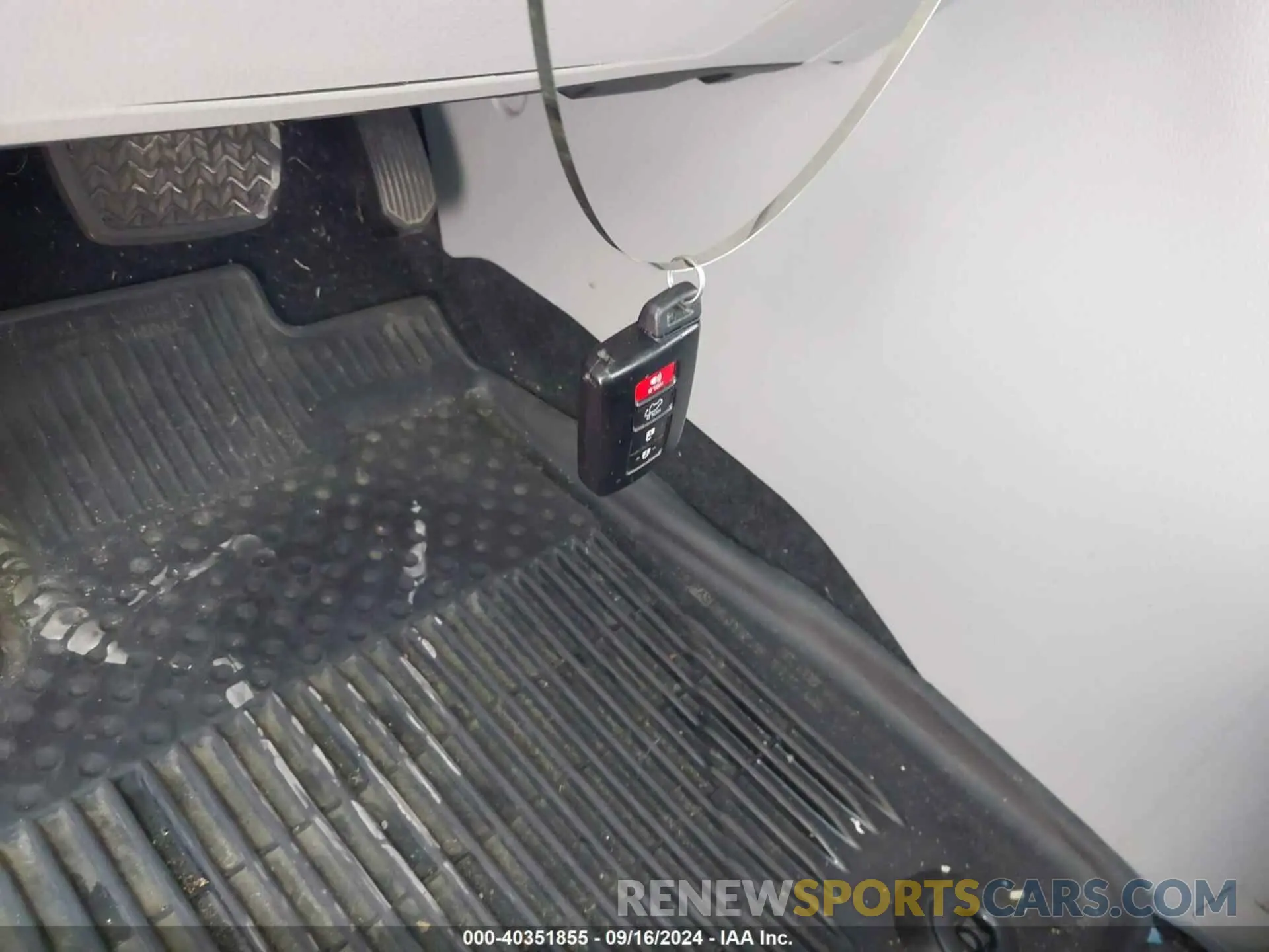 11 fotografías del automóvil dañado 5TDJZRFH3KS998544 TOYOTA HIGHLANDER 2019