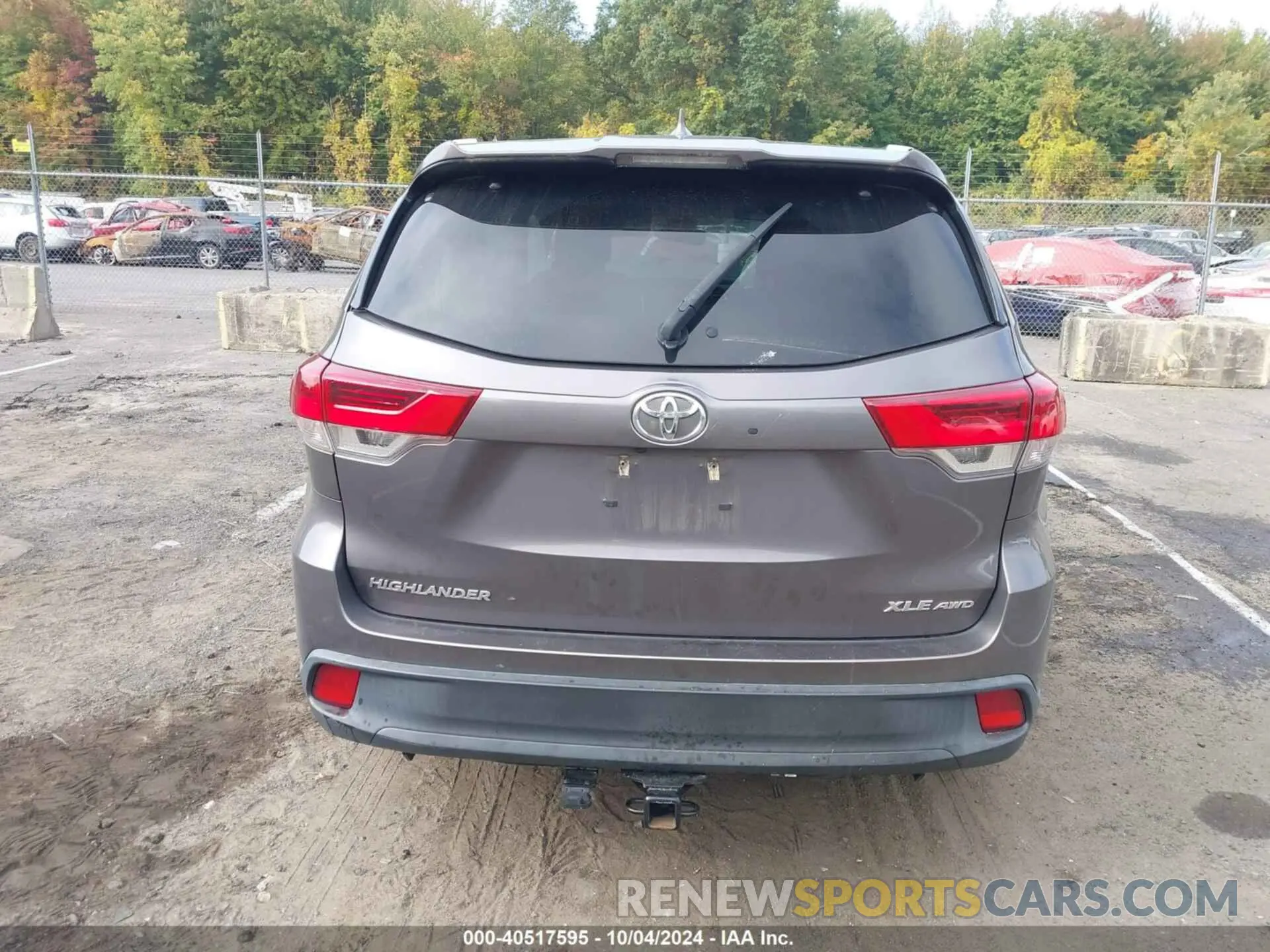 16 fotografías del automóvil dañado 5TDJZRFH4KS576816 TOYOTA HIGHLANDER 2019