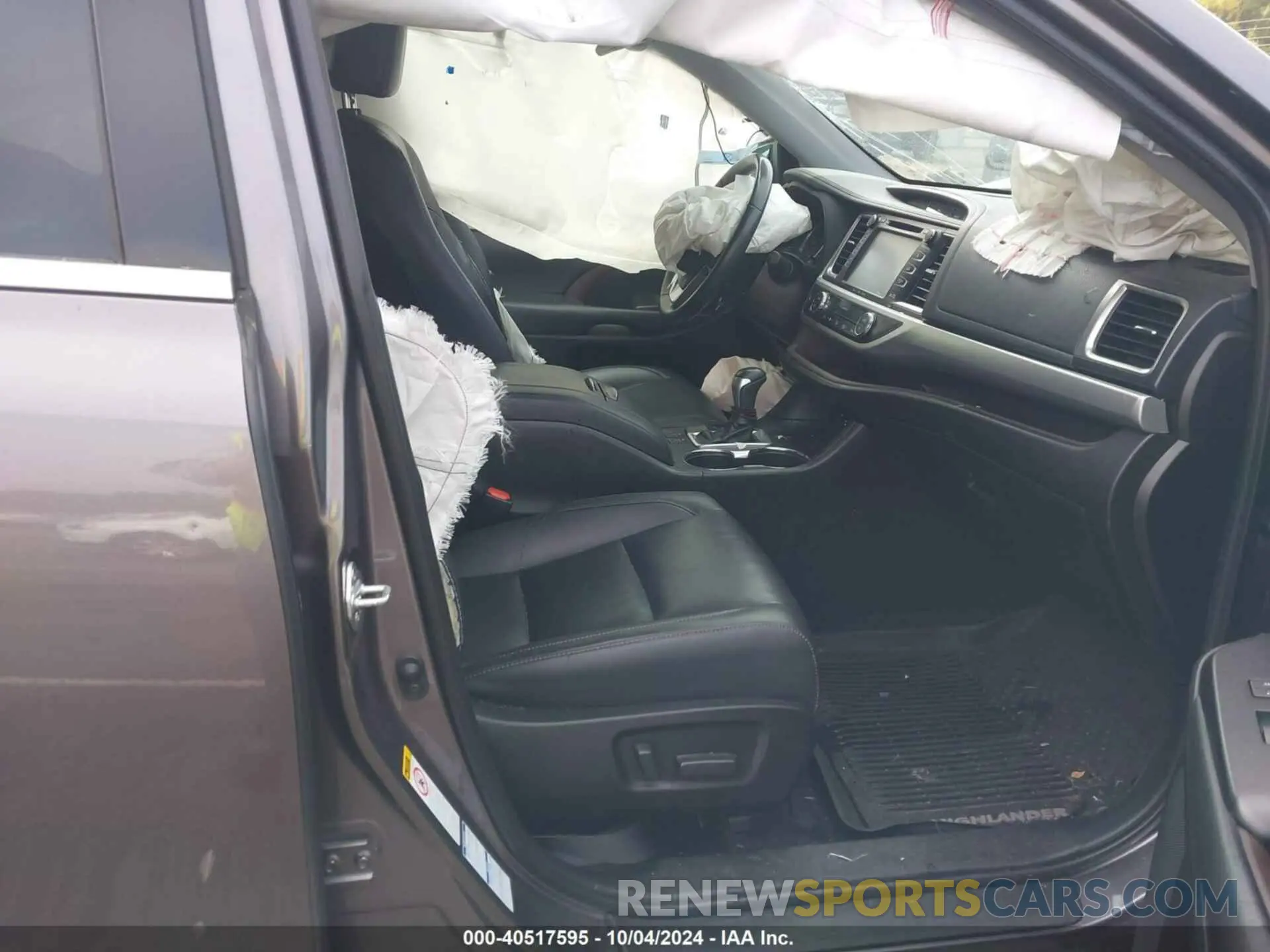 5 fotografías del automóvil dañado 5TDJZRFH4KS576816 TOYOTA HIGHLANDER 2019