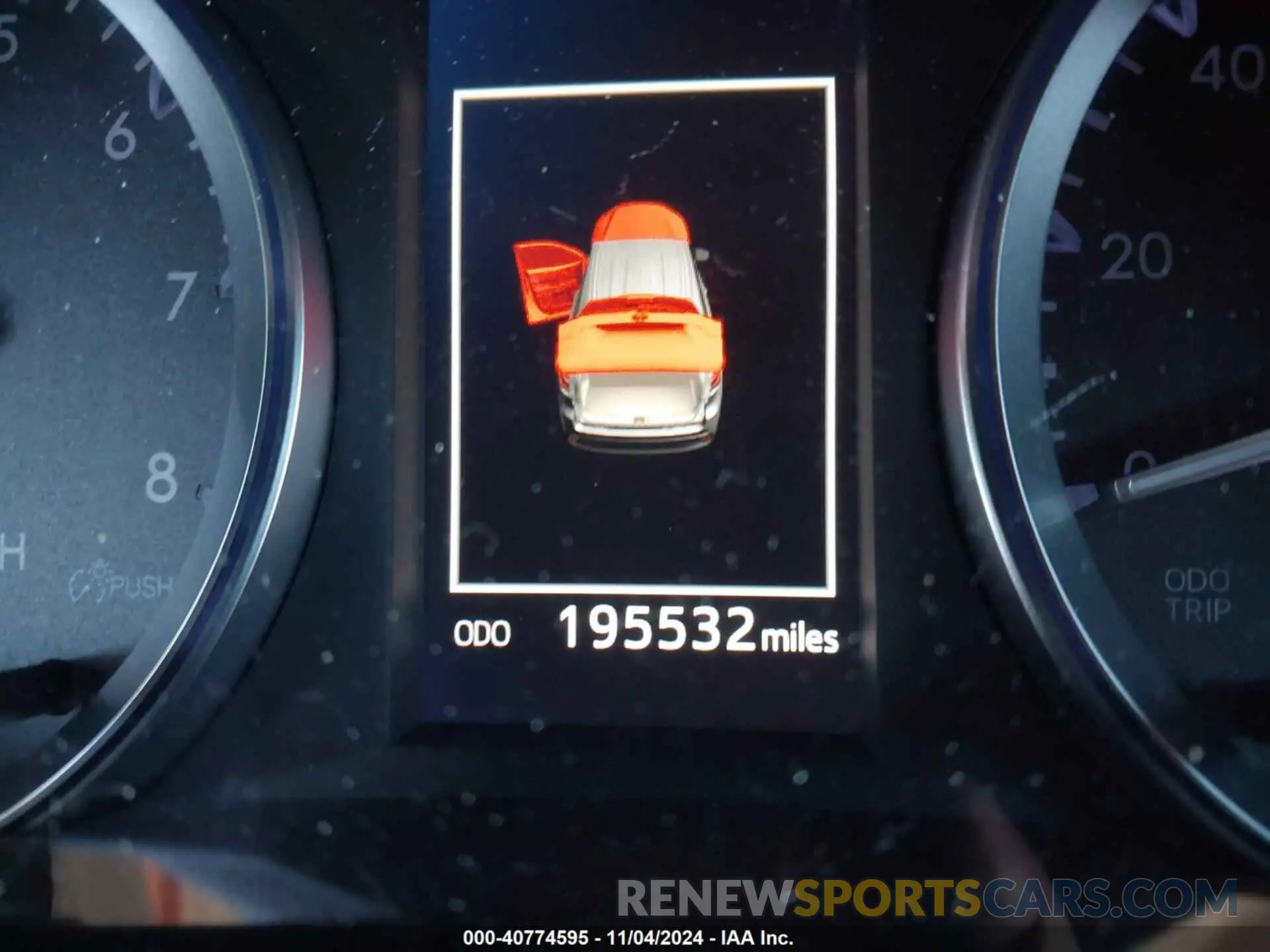 15 fotografías del automóvil dañado 5TDJZRFH4KS582213 TOYOTA HIGHLANDER 2019