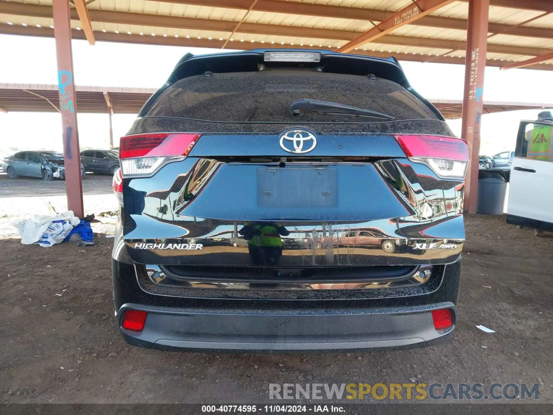 16 fotografías del automóvil dañado 5TDJZRFH4KS582213 TOYOTA HIGHLANDER 2019