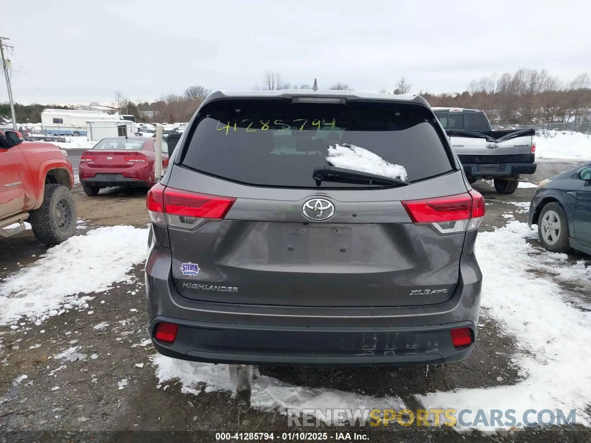 16 fotografías del automóvil dañado 5TDJZRFH4KS589338 TOYOTA HIGHLANDER 2019