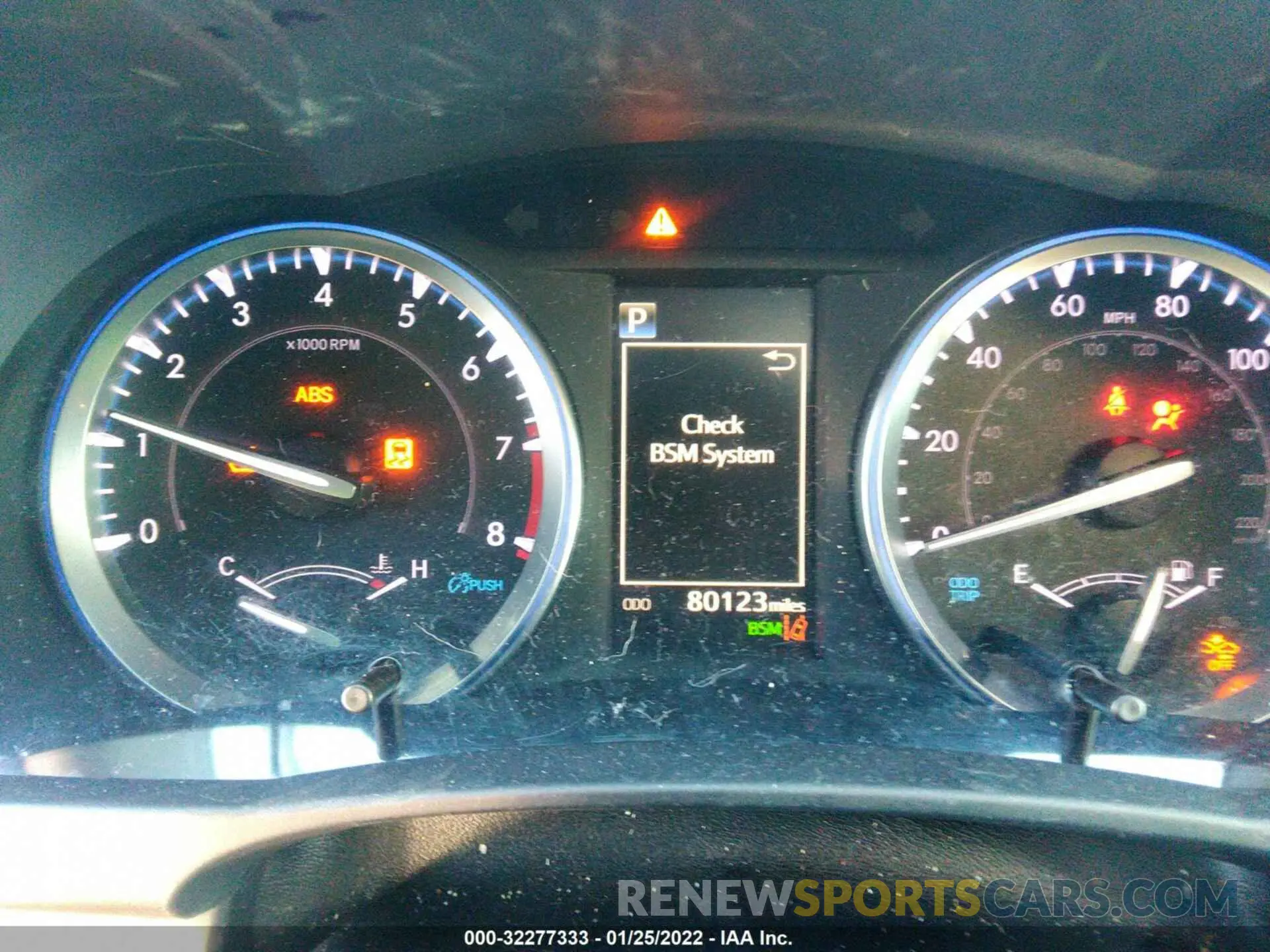 7 fotografías del automóvil dañado 5TDJZRFH4KS596015 TOYOTA HIGHLANDER 2019