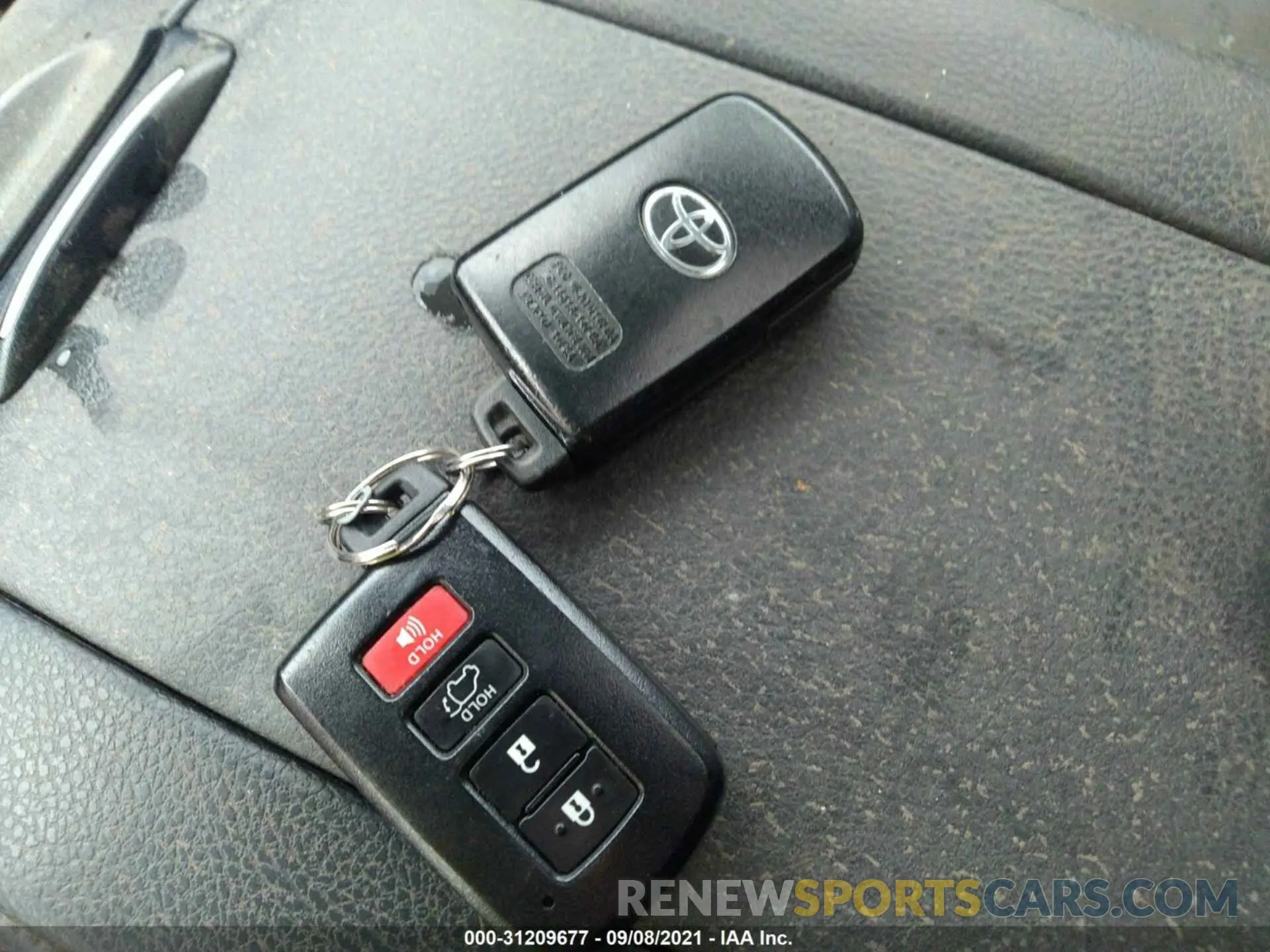 11 fotografías del automóvil dañado 5TDJZRFH4KS599724 TOYOTA HIGHLANDER 2019