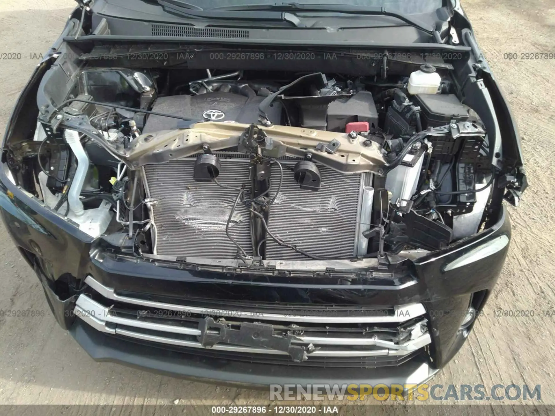 10 fotografías del automóvil dañado 5TDJZRFH4KS613086 TOYOTA HIGHLANDER 2019