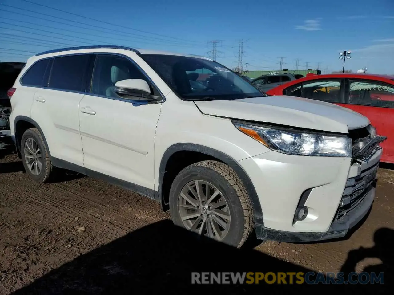 4 fotografías del automóvil dañado 5TDJZRFH4KS727959 TOYOTA HIGHLANDER 2019
