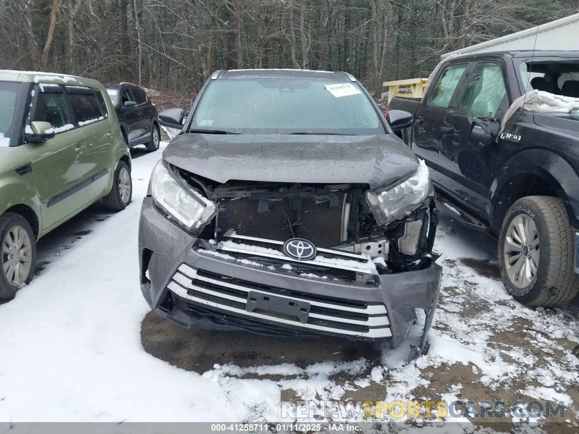 12 fotografías del automóvil dañado 5TDJZRFH4KS983325 TOYOTA HIGHLANDER 2019