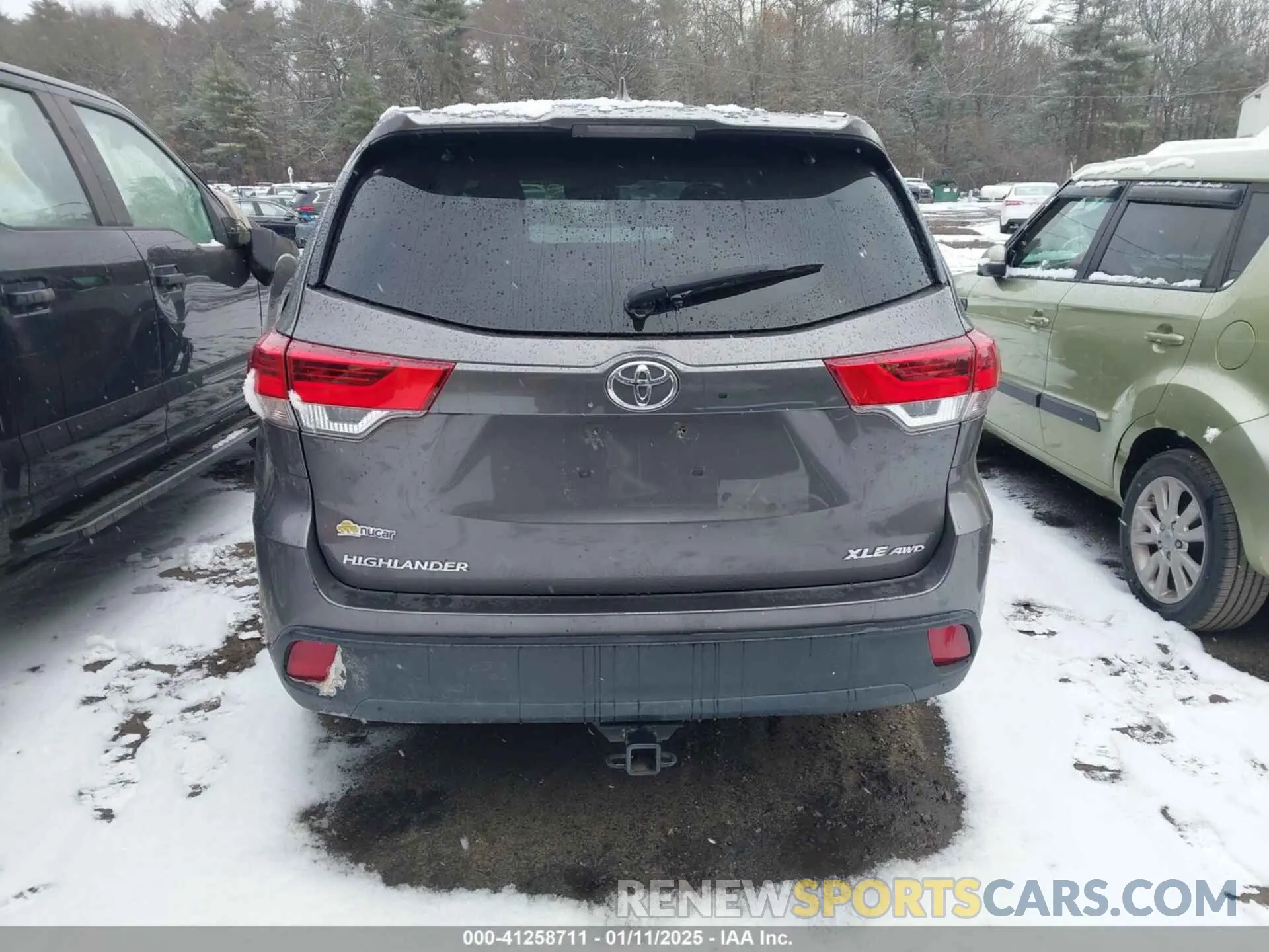 16 fotografías del automóvil dañado 5TDJZRFH4KS983325 TOYOTA HIGHLANDER 2019