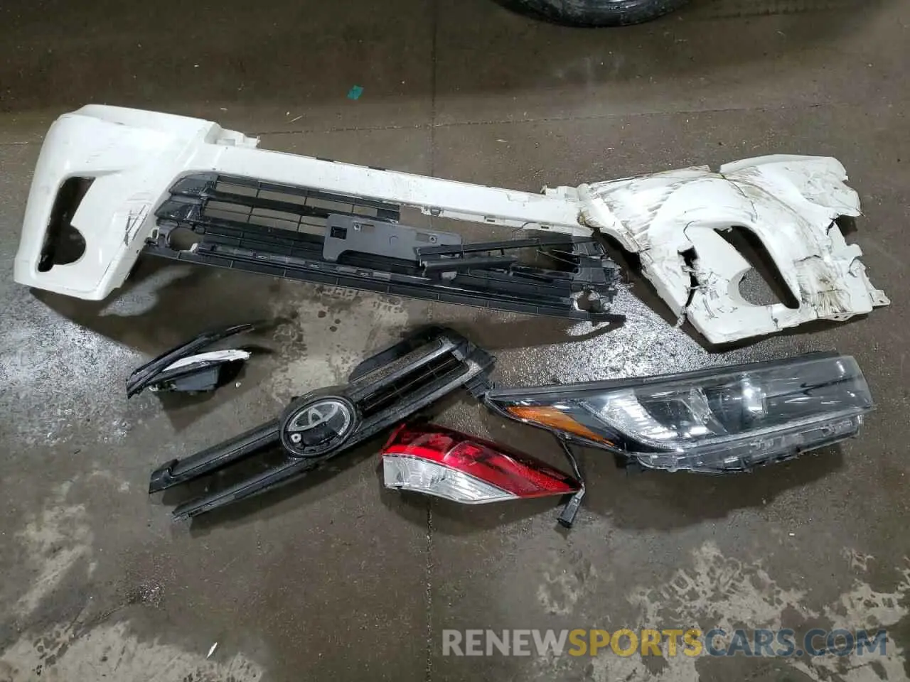 12 fotografías del automóvil dañado 5TDJZRFH5KS563072 TOYOTA HIGHLANDER 2019