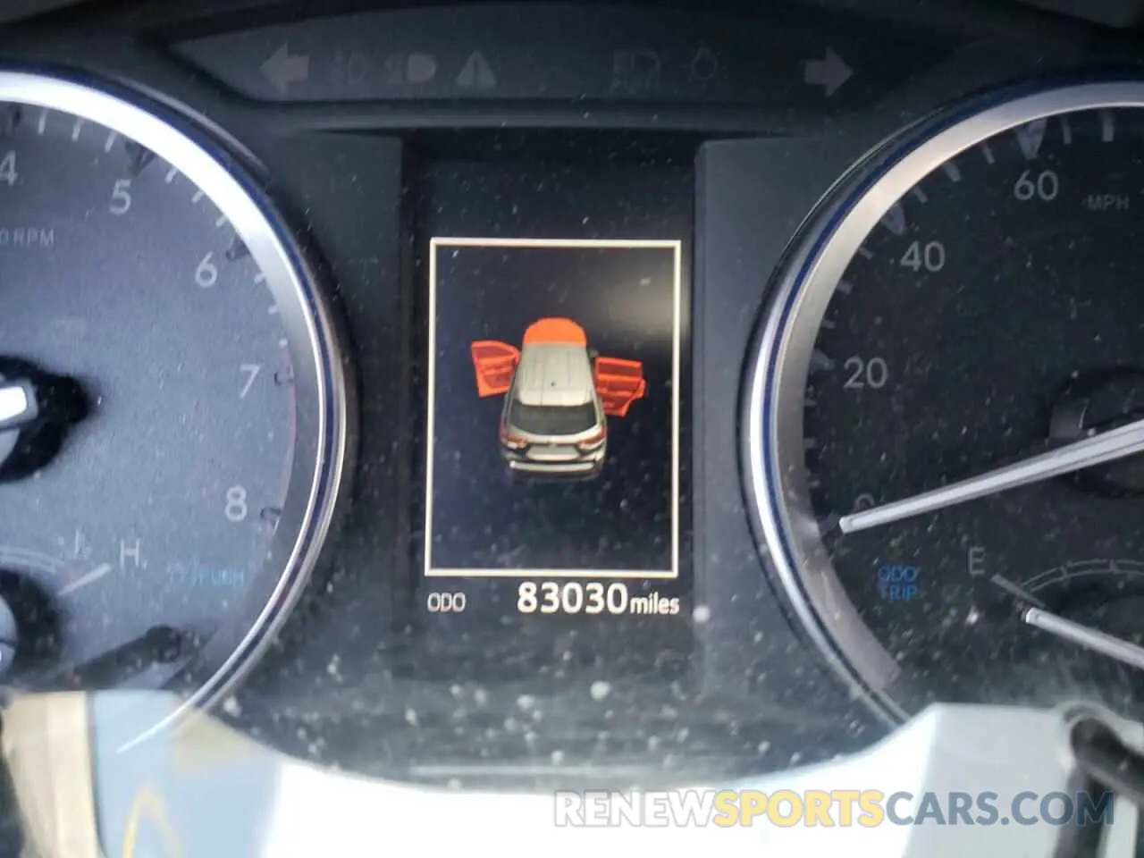 8 fotografías del automóvil dañado 5TDJZRFH5KS595181 TOYOTA HIGHLANDER 2019