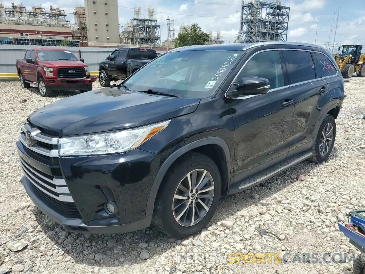 1 fotografías del automóvil dañado 5TDJZRFH5KS597500 TOYOTA HIGHLANDER 2019