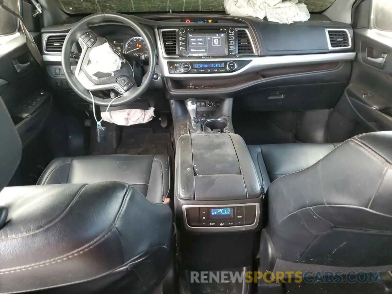 8 fotografías del automóvil dañado 5TDJZRFH5KS606177 TOYOTA HIGHLANDER 2019