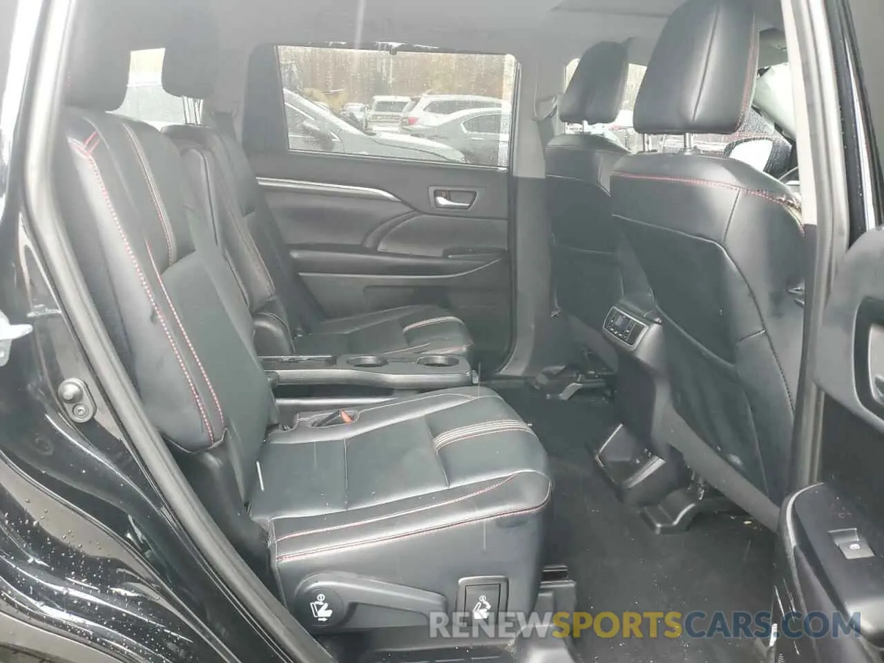 11 fotografías del automóvil dañado 5TDJZRFH5KS606535 TOYOTA HIGHLANDER 2019