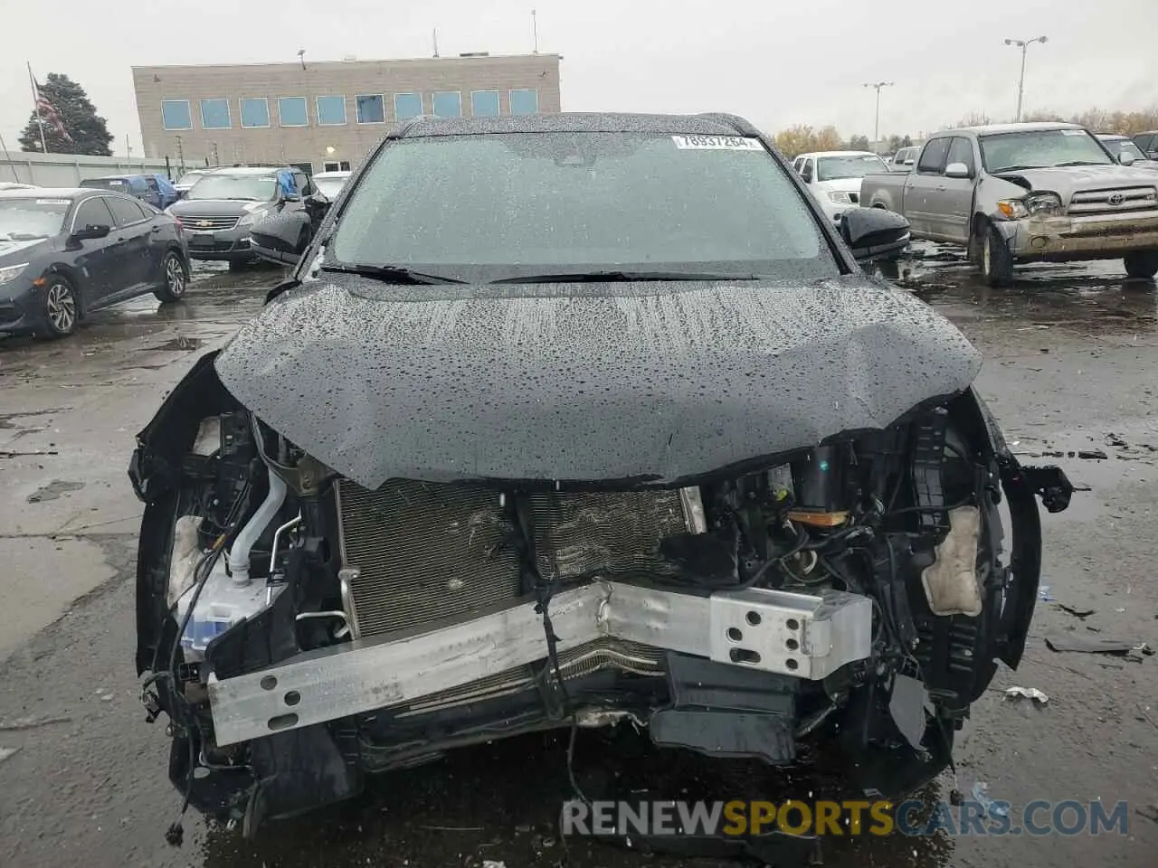 5 fotografías del automóvil dañado 5TDJZRFH5KS606535 TOYOTA HIGHLANDER 2019