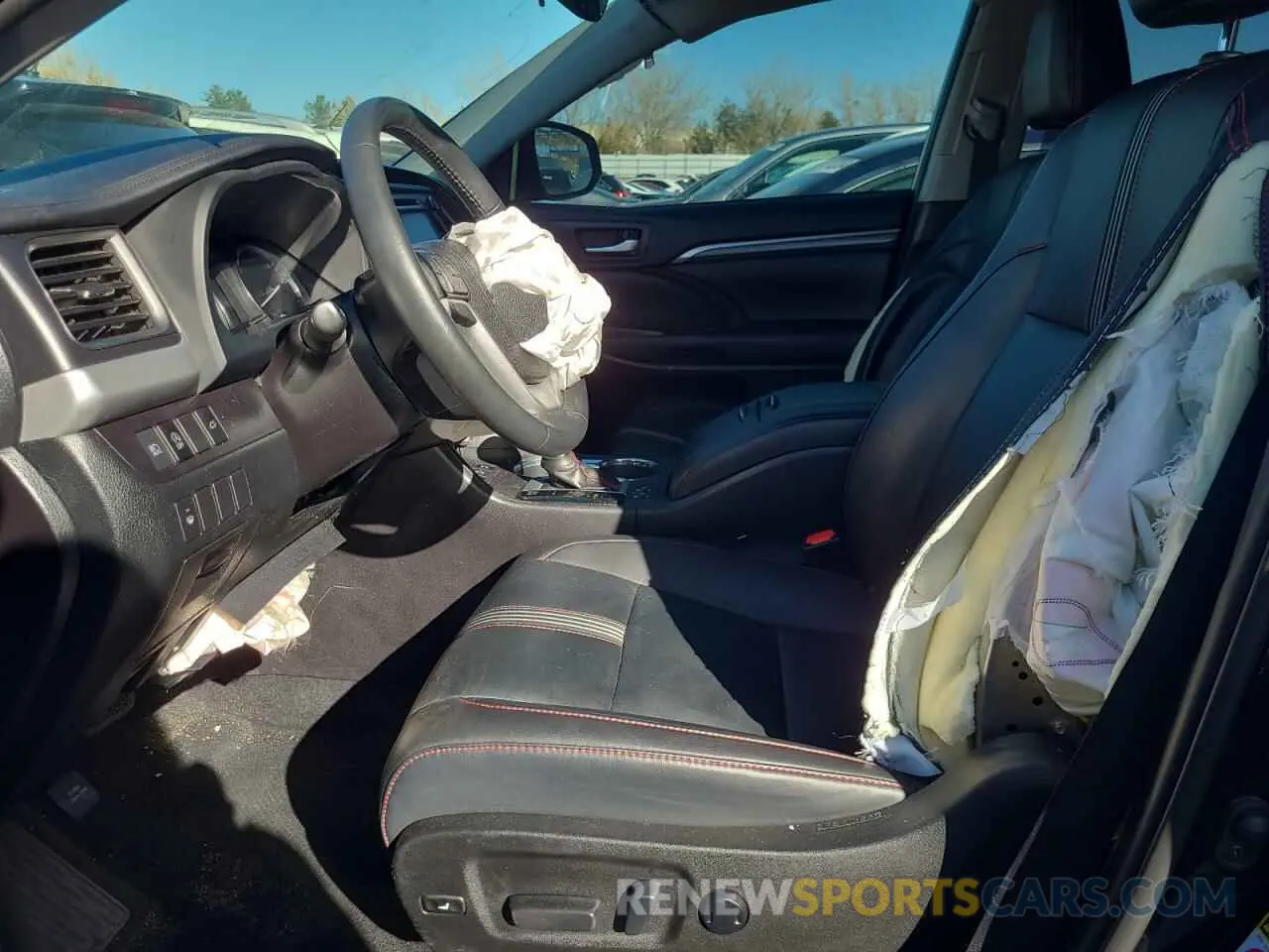 7 fotografías del automóvil dañado 5TDJZRFH5KS606535 TOYOTA HIGHLANDER 2019