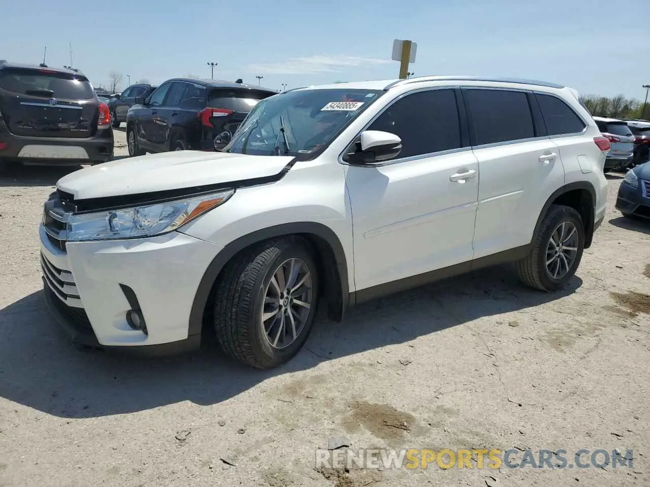 1 fotografías del automóvil dañado 5TDJZRFH6KS579801 TOYOTA HIGHLANDER 2019