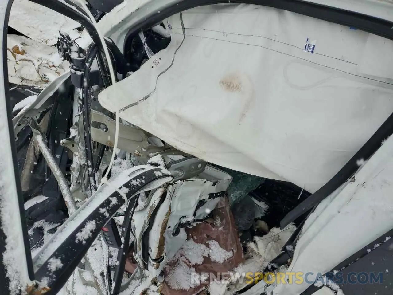 8 fotografías del automóvil dañado 5TDJZRFH6KS590362 TOYOTA HIGHLANDER 2019
