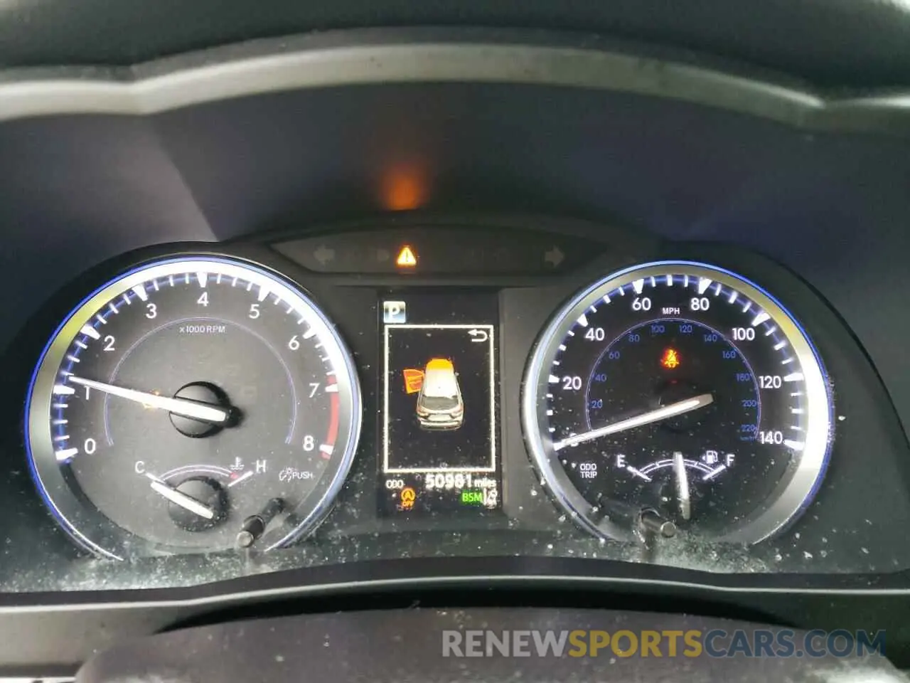 9 fotografías del automóvil dañado 5TDJZRFH7KS577863 TOYOTA HIGHLANDER 2019