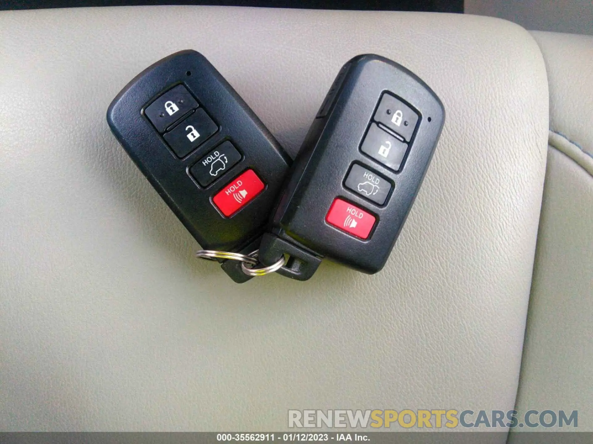 11 fotografías del automóvil dañado 5TDJZRFH7KS581167 TOYOTA HIGHLANDER 2019