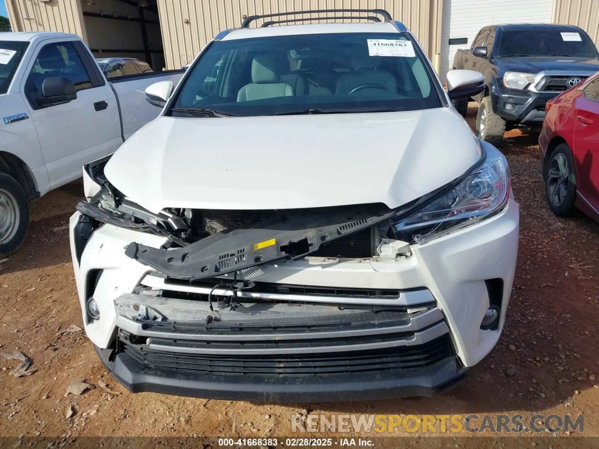 12 fotografías del automóvil dañado 5TDJZRFH7KS588393 TOYOTA HIGHLANDER 2019