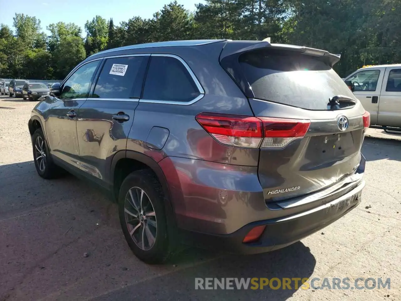 3 fotografías del automóvil dañado 5TDJZRFH7KS602891 TOYOTA HIGHLANDER 2019